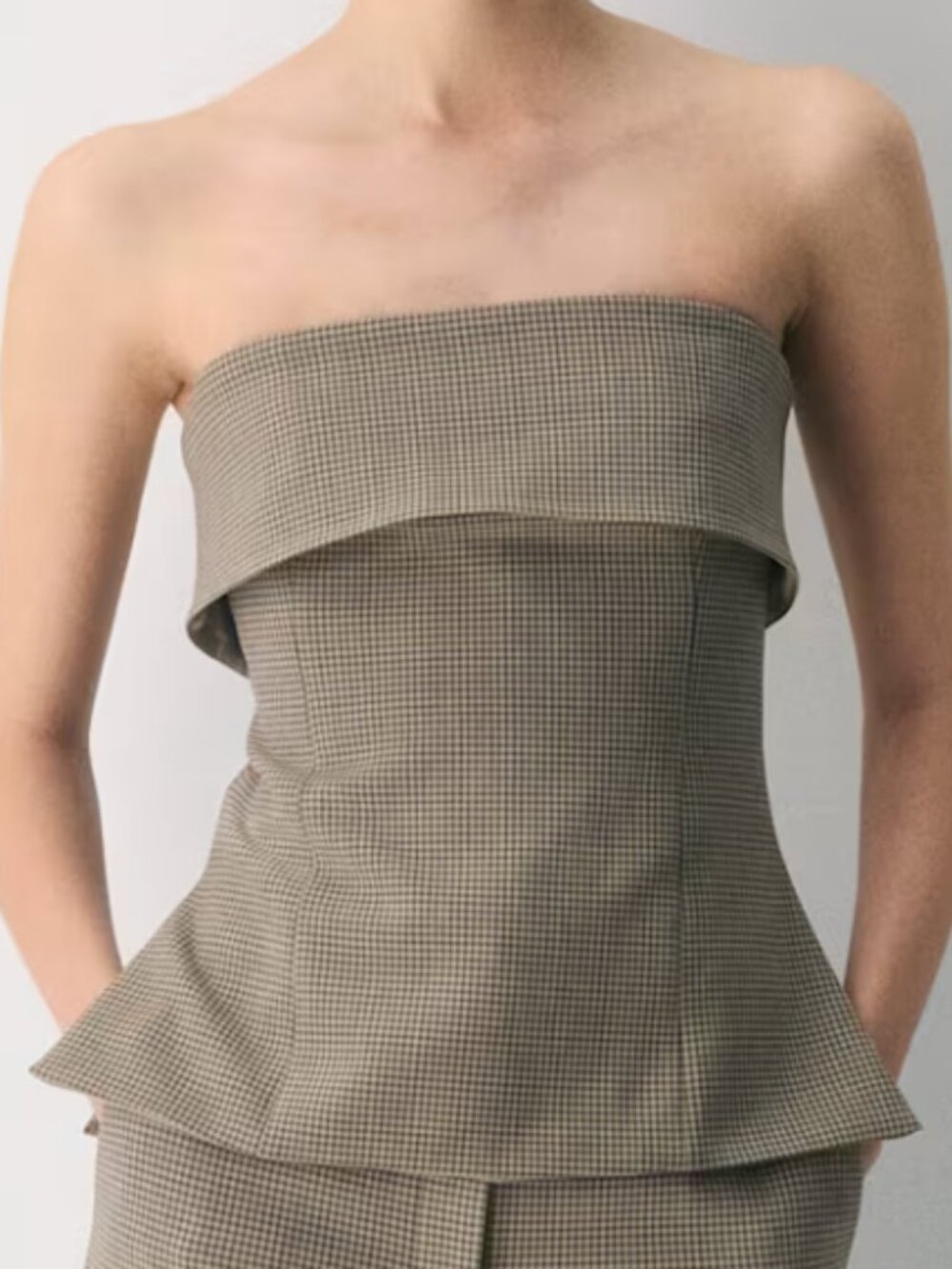 NWT Aritzia Element Tube Top Strapless Peplum Top Size 2